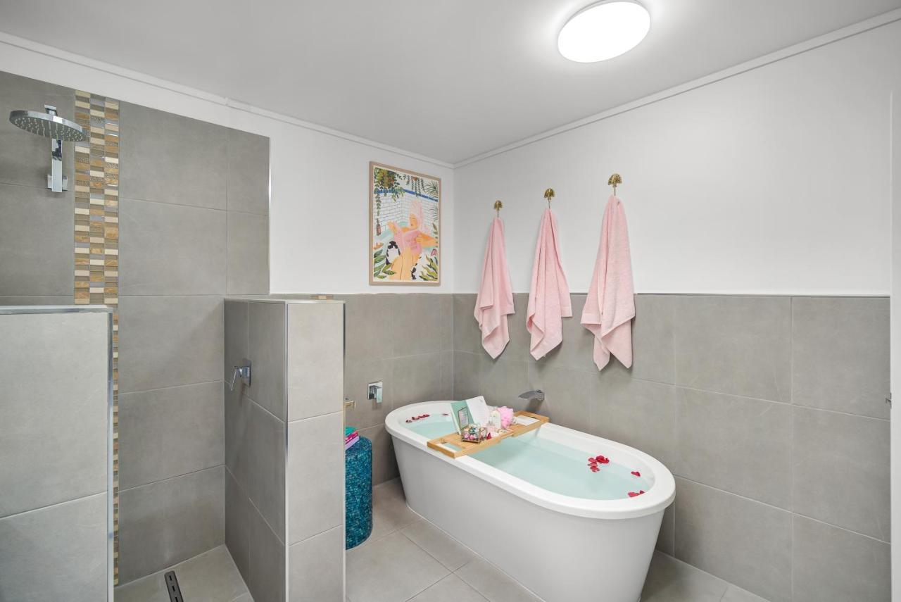Pina Mimosa - Airlie Beach Exterior photo